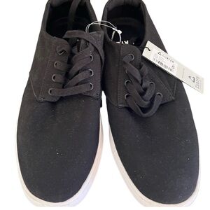 NWT mens Travis Mathew Cuater Kruzers dark gray shoe